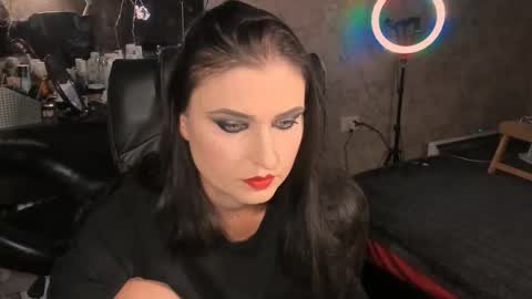Leya online show from September 28, 8:47 pm