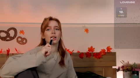 Snapshot of miss_redfox chatting on September 24, 4:11 am Margo online show from September 24, 4:11 am