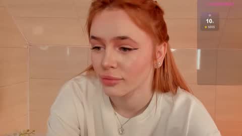 Snapshot of miss_redfox chatting on October 21, 3:32 am Margo online show from October 21, 3:32 am