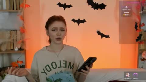 Snapshot of miss_redfox chatting on October 31, 6:04 am Margo online show from October 31, 6:04 am