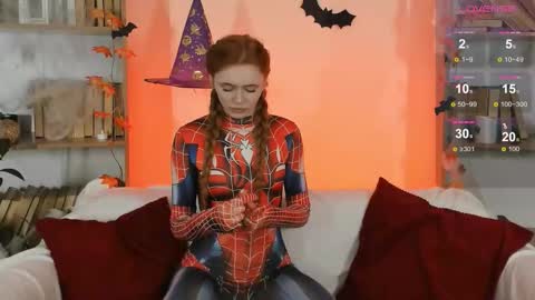 Snapshot of miss_redfox chatting on October 22, 3:33 am Margo online show from October 22, 3:33 am