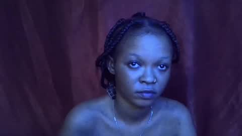 Snapshot of miss_rihanna2 chatting on October 13, 6:43 pm miss_rihanna2 online show from October 13, 6:43 pm