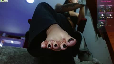    100 thumbs up online show from October 24, 2:57 pm