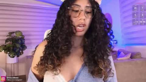 Amy Olivera online show from April 15, 7:58 pm