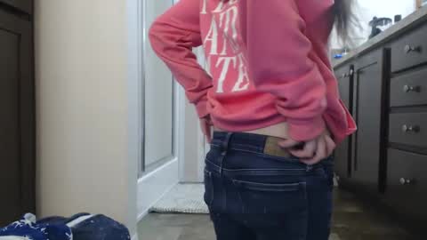 Bella online show from January 9, 5:43 pm