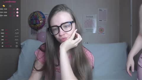 Bella online show from December 10, 2:48 am