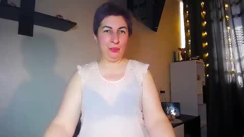 Snapshot of miss_tasha_kom chatting on February 19, 10:12 am miss_tasha_kom online show from February 19, 10:12 am
