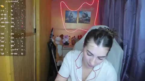 Snapshot of miss_tasy chatting on February 25, 7:20 am Melanie January 15th is my birthday there will be an interesting show online show from February 25, 7:20 am