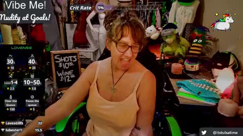 Tulsa Mae aka Mz. Pahkah online show from October 7, 2:05 am