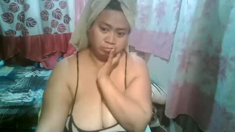 Snapshot of miss_v0lcan0 chatting on January 27, 11:22 pm miss v0lcan0 online show from January 27, 11:22 pm