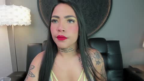 Vaiolette online show from December 18, 11:02 am