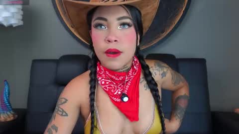 Vaiolette online show from December 20, 11:25 am