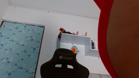 hanna    online show from October 4, 5:24 am