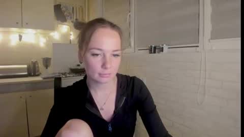 Snapshot of miss_you20 chatting on November 1, 10:14 pm miss_you20 online show from November 1, 10:14 pm