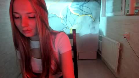 Snapshot of miss_you20 chatting on December 16, 8:37 pm miss_you20 online show from December 16, 8:37 pm