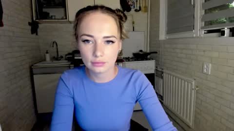 Snapshot of miss_you20 chatting on September 26, 7:55 pm miss_you20 online show from September 26, 7:55 pm