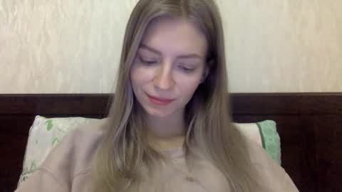 Alli not bb not babe not baby online show from December 22, 6:37 pm