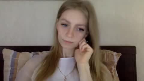 Alli not bb not babe not baby online show from December 18, 12:10 am