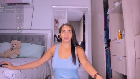 Snapshot of missameliah chatting on March 2, 3:31 pm Ameliahs online show from March 2, 3:31 pm