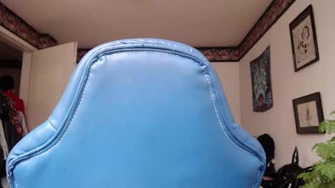 Snapshot of missanarky chatting on March 5, 8:44 pm Anarkitten online show from March 5, 8:44 pm