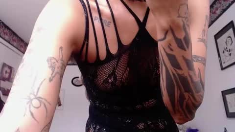 Snapshot of missanarky chatting on January 30, 8:31 pm Anarkitten online show from January 30, 8:31 pm