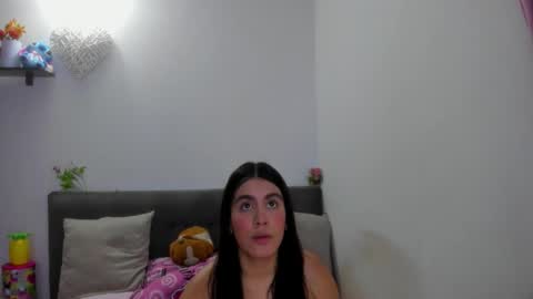   online show from November 12, 8:07 pm