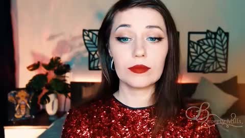Snapshot of missbeverlymills chatting on March 2, 6:46 pm The divine Beverly online show from March 2, 6:46 pm