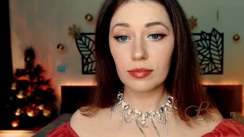 Snapshot of missbeverlymills chatting on December 25, 11:22 am The divine Beverly online show from December 25, 11:22 am