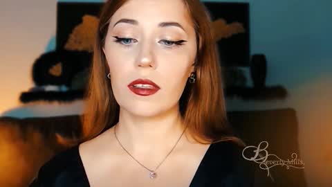 The divine Beverly online show from September 29, 1:22 am