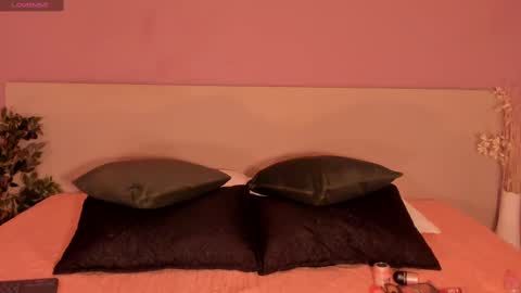 Snapshot of missbombom chatting on October 12, 5:10 am Miss Bombom online show from October 12, 5:10 am