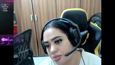 missbratz10_ online show from January 5, 12:09 am