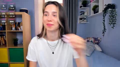 Snapshot of misschaotic_ chatting on September 30, 7:36 am Shelley online show from September 30, 7:36 am