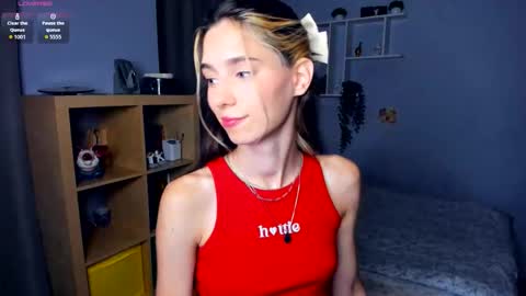 Snapshot of misschaotic_ chatting on September 20, 7:50 am Shelley online show from September 20, 7:50 am