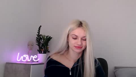 EMMA online show from February 21, 9:22 pm