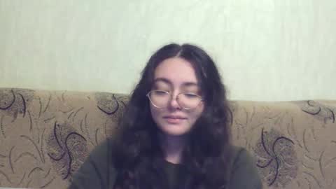 missis mona online show from October 8, 7:07 pm