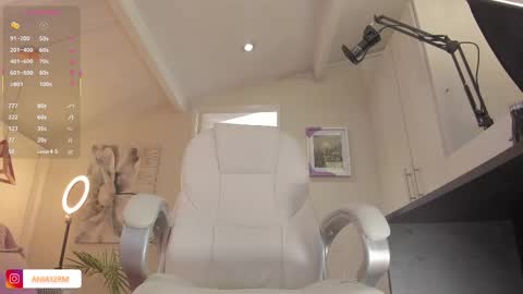 Ania online show from September 17, 2:04 pm