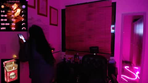 Snapshot of misslana_wn chatting on November 1, 3:32 am LanaLul online show from November 1, 3:32 am