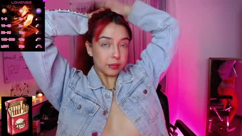 Snapshot of misslana_wn chatting on January 9, 3:47 am LanaLul online show from January 9, 3:47 am