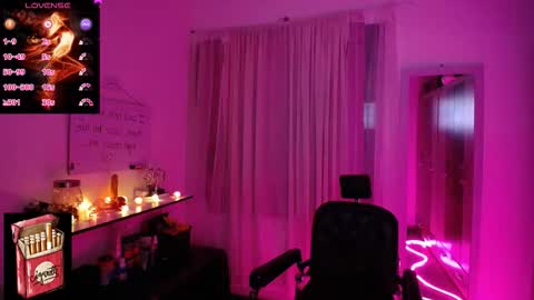 Snapshot of misslana_wn chatting on September 16, 2:30 am LanaLul online show from September 16, 2:30 am