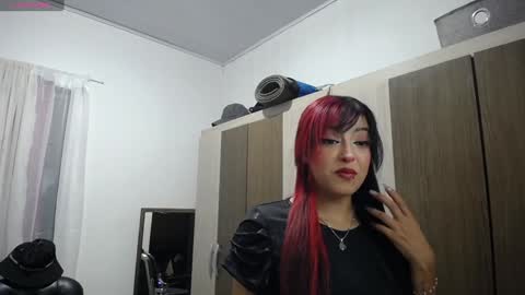 Snapshot of misslana_wn chatting on January 3, 12:00 am LanaLul online show from January 3, 12:00 am