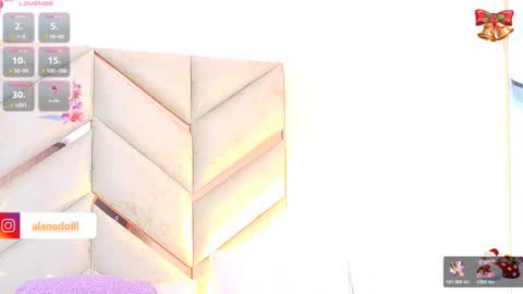 lyly  independient model online show from November 24, 3:36 pm