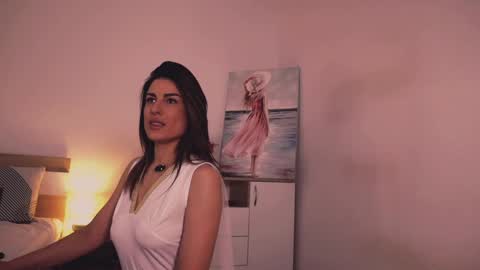 Snapshot of misslullu chatting on November 2, 3:04 pm Lullu online show from November 2, 3:04 pm