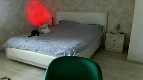 OneGoddess online show from October 3, 10:09 am