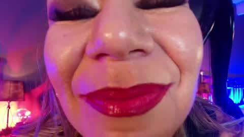 missmelania online show from May 23, 8:07 pm