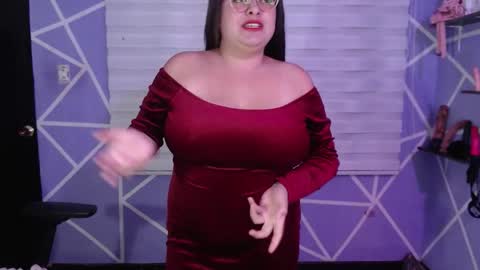 Miia online show from February 14, 4:42 pm