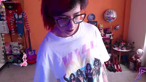 Miss Mia online show from December 9, 4:37 pm