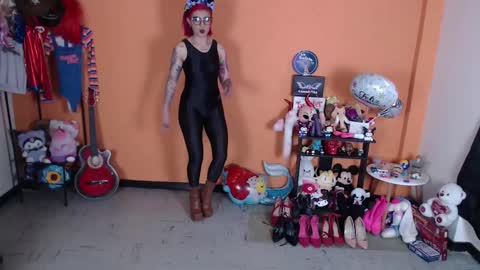 Miss Mia online show from January 29, 1:07 pm