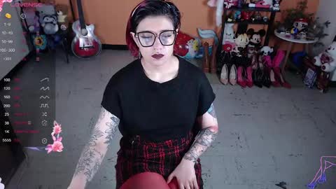 Miss Mia online show from December 12, 10:13 am