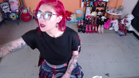 Miss Mia online show from January 28, 1:05 pm