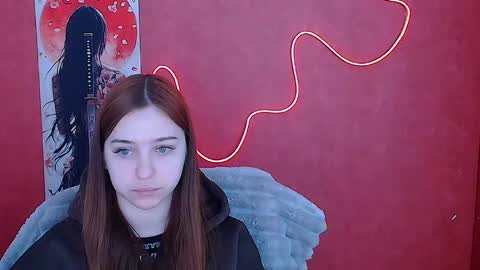 Mia online show from February 9, 12:51 pm